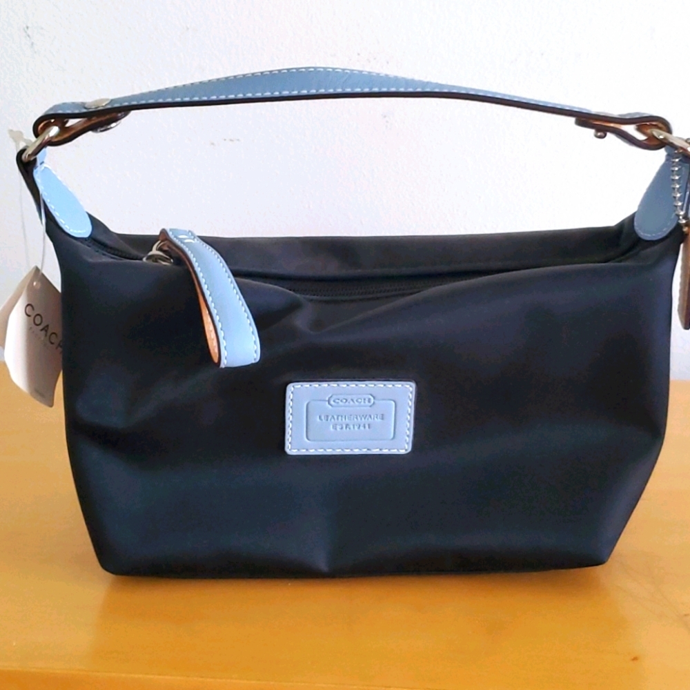 Small Coach bag never used